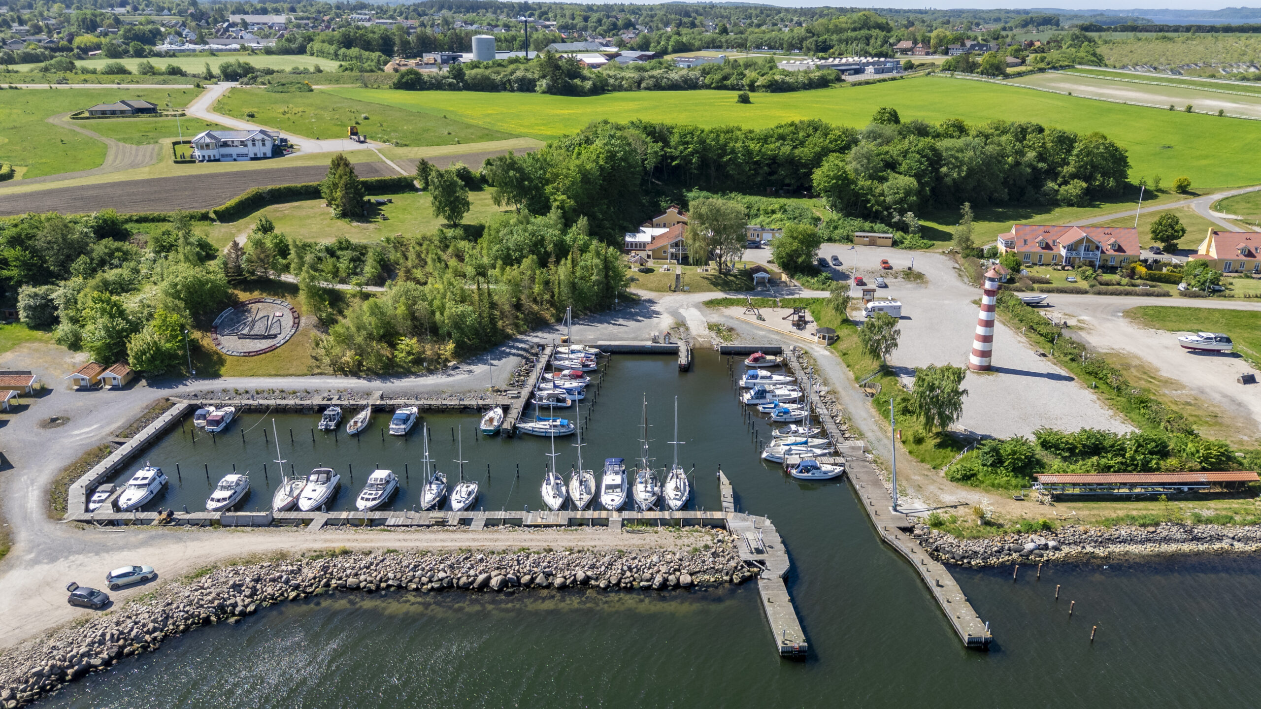 Billede af Kongsdal Lystbådhavn i fugleperspektiv